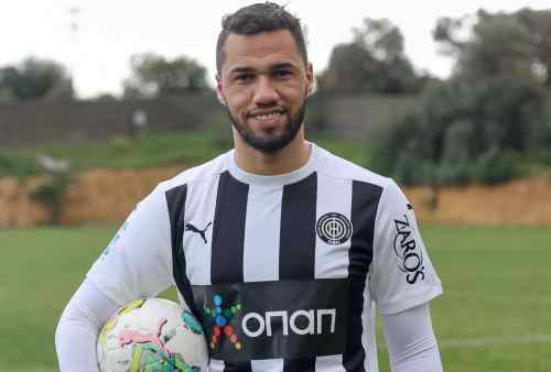 M&epsilon; 3-5-2 &kappa;&alpha;&iota; &Phi;&epsilon;&lambda;ί&pi;&epsilon; &omicron; &Omicron;&Phi;&Eta; &kappa;ό&nu;&tau;&rho;&alpha; &sigma;&tau;&alpha; &Gamma;&iota;ά&nu;&nu;&iota;&nu;&alpha;