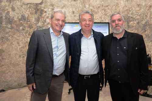 &Omicron;&iota; ή&rho;&omega;&epsilon;&sigmaf; &tau;&omicron;&upsilon; &Omicron;&Phi;&Eta; &sigma;&tau;&omicron; &kappa;ά&delta;&rho;&omicron;