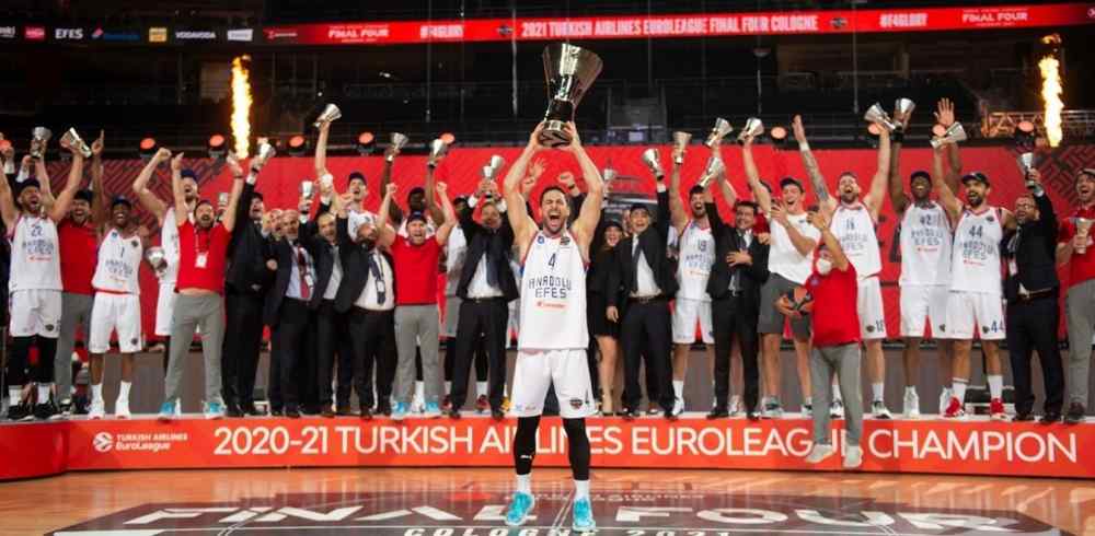 &Eta; &Epsilon;&phi;&epsilon;&sigmaf; &sigma;ή&kappa;&omega;&sigma;&epsilon; &tau;&eta;&nu; &kappa;&omicron;ύ&pi;&alpha; &tau;&eta;&sigmaf; Euroleague-VIDEOS &alpha;&pi;&omicron; &tau;&omicron;&nu; &tau;&epsilon;&lambda;&iota;&kappa;ό