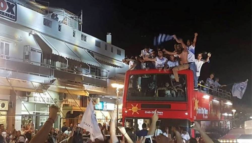 &Omicron; &Eta;&rho;ό&delta;&omicron;&tau;&omicron;&sigmaf;, έ&nu;&alpha; &theta;&eta;&rho;ί&omicron; &pi;&omicron;&upsilon; &kappa;&omicron;&iota;&mu;ά&tau;&alpha;&iota; &kappa;&alpha;&iota; &eta; ά&nu;&omicron;&iota;&xi;&eta; &tau;&omicron;&upsilon; &Eta;&rho;&alpha;&kappa;&lambda;&epsilon;&iota;ώ&tau;&iota;&kappa;&omicron;&upsilon; &pi;&omicron;&delta;&omicron;&sigma;&phi;&alpha;ί&rho;&omicron;&upsilon;