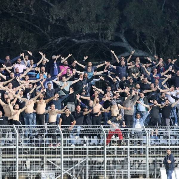 O &kappa;ό&sigma;&mu;&omicron;&sigmaf; &tau;&omicron;&upsilon; &Omicron;&Phi;&Eta; &pi;ή&gamma;&epsilon; &sigma;&tau;&alpha; &Chi;&alpha;&nu;&iota;ά, &omicron;&iota; &pi;&alpha;ί&kappa;&tau;&epsilon;&sigmaf; ό&chi;&iota;