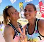 &Delta;&upsilon;&omicron; &alpha;&theta;&lambda;ή&tau;&rho;&iota;&epsilon;&sigmaf; &tau;&omicron;&upsilon; &Omicron;&Phi;&Eta; &sigma;&tau;&omicron; &Pi;&alpha;&gamma;&kappa;ό&sigma;&mu;&iota;&omicron; Beach Volley