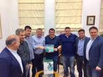 &Sigma;&upsilon;&zeta;ή&tau;&eta;&sigma;&alpha;&nu; &mu;&epsilon; &tau;&omicron;&nu; &Pi;ύ&rho;&rho;&omicron; &Delta;ή&mu;&alpha; &gamma;&iota;&alpha; &mu;&epsilon;&gamma;ά&lambda;&epsilon;&sigmaf; &delta;&iota;&omicron;&rho;&gamma;&alpha;&nu;ώ&sigma;&epsilon;&iota;&sigmaf; &Alpha;&rho;&sigma;&eta;&sigmaf; &Beta;&alpha;&rho;ώ&nu; &kappa;&alpha;&iota; &Pi;ά&lambda;&eta;&sigmaf; &sigma;&tau;&eta;&nu; &Kappa;&rho;ή&tau;&eta;