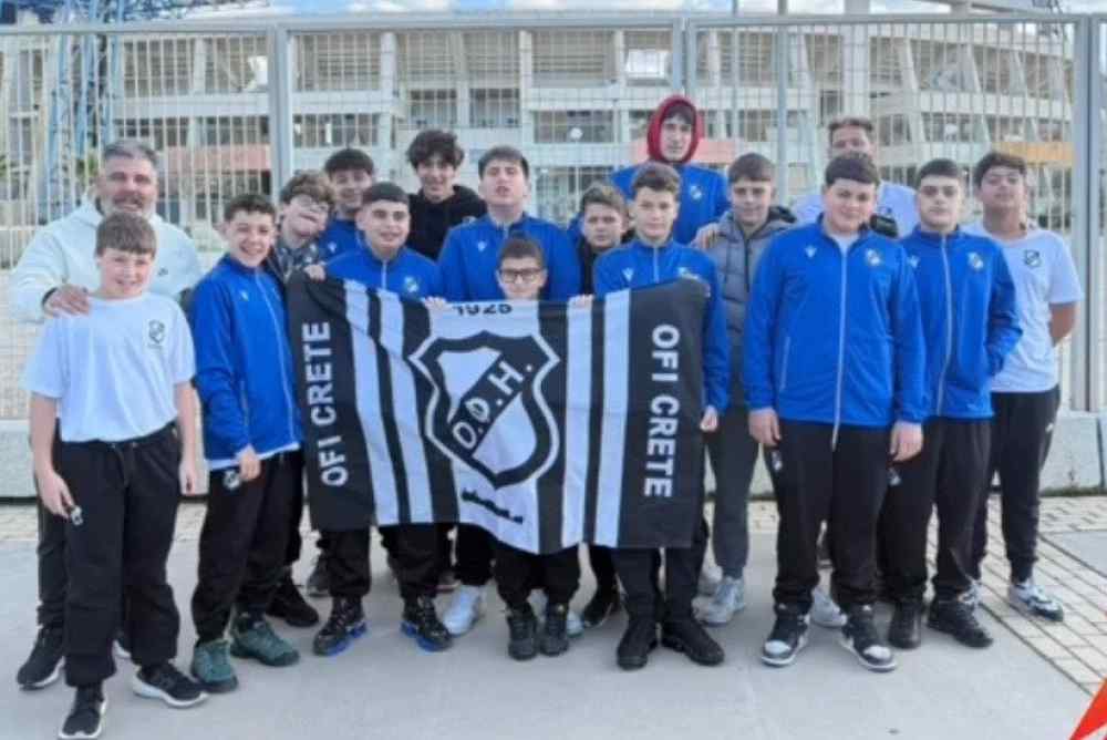 &Tau;&rho;&epsilon;ί&sigmaf; ή&tau;&tau;&epsilon;&sigmaf; &sigma;&tau;&alpha; &Chi;&alpha;&nu;&iota;ά &gamma;&iota;&alpha; &tau;&eta;&nu; &Kappa;15 &tau;&eta;&sigmaf; &upsilon;&delta;&alpha;&tau;&omicron;&sigma;&phi;&alpha;ί&rho;&iota;&sigma;&eta;&sigmaf; &tau;&omicron;&upsilon; &Omicron;&Phi;&Eta;