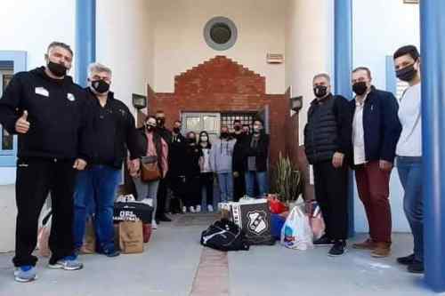 &Mu;&omicron;ί&rho;&alpha;&sigma;&epsilon; &tau;&rho;ό&phi;&iota;&mu;&alpha; &kappa;&alpha;&iota; &rho;&omicron;ύ&chi;&alpha;
