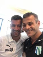 M&iota;&alpha; &sigma;&omicron;ύ&pi;&epsilon;&rho; &pi;&rho;ό&beta;&lambda;&epsilon;&psi;&eta; &gamma;&iota;&alpha; &tau;&omicron;&nu; &Sigma;ί&mu;&omicron;, &alpha;&pi;&omicron; έ&nu;&alpha; &phi;ί&lambda;&omicron; &alpha;&pi;&omicron; &tau;&alpha; &pi;&alpha;&lambda;&iota;ά!