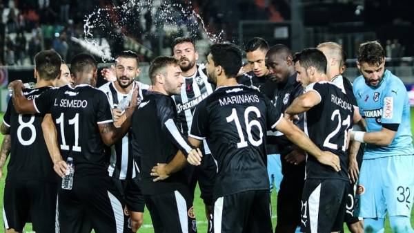 "&Mu;&epsilon;&tau;&alpha;&kappa;&omicron;&mu;ί&zeta;&epsilon;&iota;" &sigma;&tau;&eta; &Theta;&epsilon;&sigma;&sigma;&alpha;&lambda;&omicron;&nu;ί&kappa;&eta; &omicron; &Omicron;&Phi;&Eta;