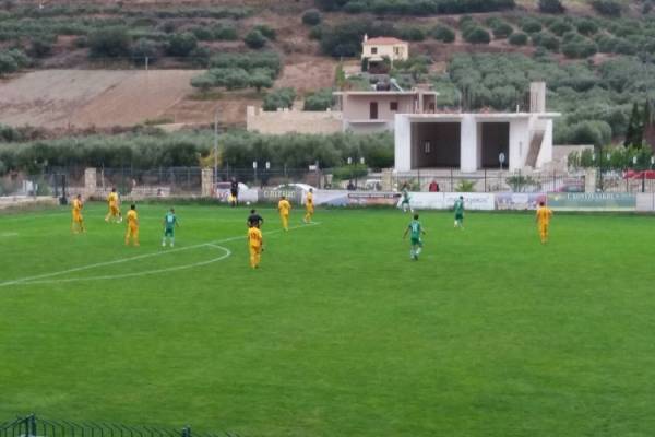 &Mu;&pi;&alpha;ί&nu;&omicron;&upsilon;&nu; &tau;έ&tau;&omicron;&iota;&epsilon;&sigmaf; &gamma;&kappa;&omicron;&lambda;ά&rho;&epsilon;&sigmaf; &sigma;&tau;&omicron; &tau;&omicron;&pi;&iota;&kappa;ό; (VIDEO)