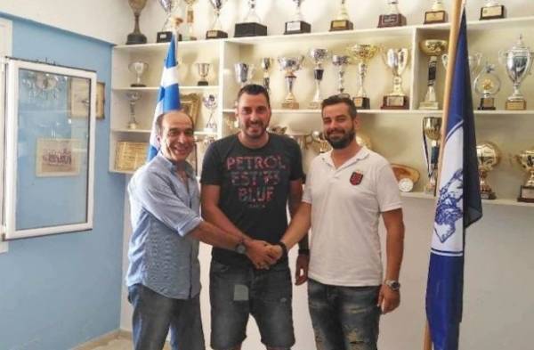 &Sigma;&tau;&omicron;&nu; &Eta;&rho;ό&delta;&omicron;&tau;&omicron; &omicron; &Alpha;&lambda;έ&xi;&eta;&sigmaf; &Kappa;&alpha;&sigma;&mu;&epsilon;&rho;ί&delta;&eta;&sigmaf;
