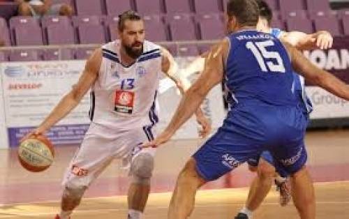 "&Mu;&alpha;&chi;&eta;&tau;ή&sigmaf;" &tau;&omicron; &Eta;&rho;ά&kappa;&lambda;&epsilon;&iota;&omicron;, &kappa;&omicron;&nu;&tau;ά &sigma;&tau;&alpha; &pi;&lambda;έ&iota;-ά&omicron;&upsilon;&tau;!