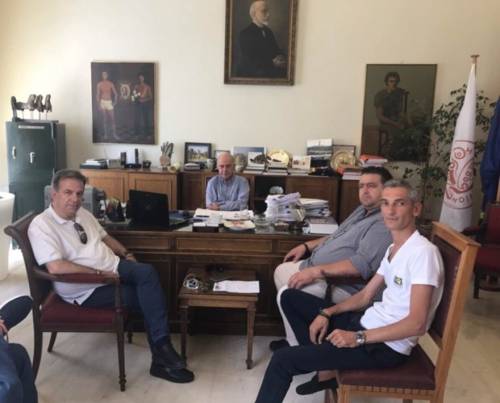 &Tau;&alpha; &epsilon;ί&pi;&epsilon; &mu;&epsilon; &tau;&omicron; &delta;ή&mu;&alpha;&rho;&chi;&omicron; &gamma;&iota;&alpha; &tau;&omicron;&nu; &Omicron;&Phi;&Eta; &omicron; &Tau;&sigma;ά&lambda;&omicron;&sigmaf;