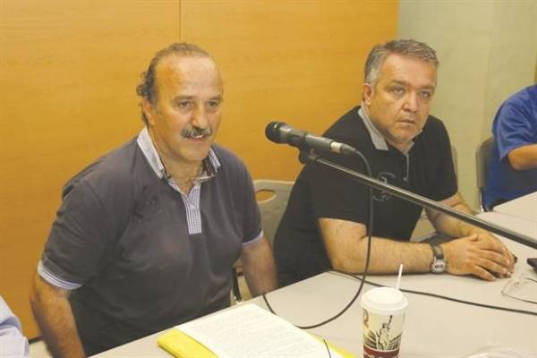 &Pi;&alpha;&rho;&alpha;&iota;&tau;ή&theta;&eta;&kappa;&epsilon; &alpha;&pi;&omicron; &tau;&eta;&nu; &Epsilon;&Pi;&Sigma;&Eta;