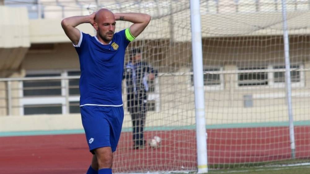 &Delta;έ&kappa;&alpha; &pi;&alpha;ί&kappa;&tau;&epsilon;&sigmaf; έ&chi;&omicron;&upsilon;&nu; &phi;ύ&gamma;&epsilon;&iota; &alpha;&pi;&omicron; &tau;&omicron;&nu; &Epsilon;&rho;&gamma;&omicron;&tau;έ&lambda;&eta;!