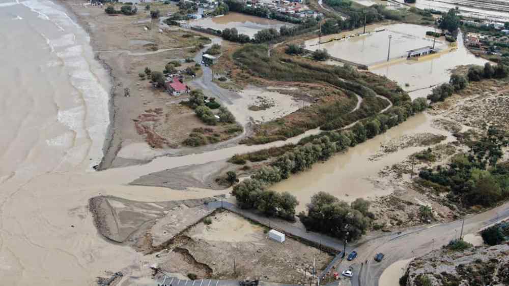&Epsilon;&iota;&kappa;ό&nu;&epsilon;&sigmaf;-&Sigma;&Omicron;&Kappa; &sigma;&tau;&eta;&nu; &Kappa;&rho;ή&tau;&eta;: H &lambda;ά&sigma;&pi;&eta; &sigma;&kappa;έ&pi;&alpha;&sigma;&epsilon; &tau;&alpha; &gamma;ή&pi;&epsilon;&delta;&alpha;! (VIDEO)