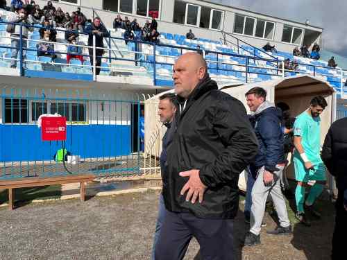 &Epsilon;&rho;&chi;&omicron;&nu;&tau;&alpha;&iota; &mu;&epsilon;&gamma;ά&lambda;&alpha; &nu;&tau;έ&rho;&mu;&pi;&iota;: &Eta;&rho;ό&delta;&omicron;&tau;&omicron;&sigmaf;-&Chi;&alpha;&nu;&iota;ά &kappa;&alpha;&iota; &Epsilon;&pi;&iota;&sigma;&kappa;&omicron;&pi;ή-&Epsilon;&rho;&gamma;&omicron;&tau;έ&lambda;&eta;&sigmaf;