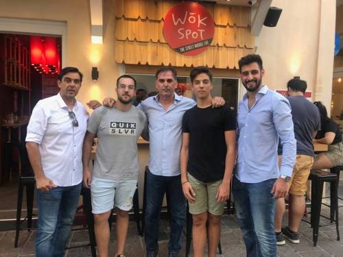 &Mu;&iota;&alpha; &sigma;&upsilon;&nu;&epsilon;&rho;&gamma;&alpha;&sigma;ί&alpha; &mu;&epsilon; &chi;&rho;ώ&mu;&alpha;...&alpha;&theta;&lambda;&eta;&tau;&iota;&kappa;ό &sigma;&tau;&omicron; &Rho;έ&theta;&upsilon;&mu;&nu;&omicron;!