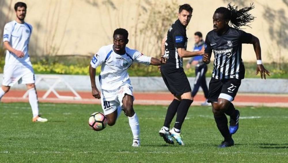 &Pi;&lambda;&eta;&sigma;ί&alpha;&sigma;&epsilon; &mu;&epsilon;&tau;ά &tau;&omicron; 5&Chi;5 &omicron; &Omicron;&Phi;&Eta;-&Delta;&epsilon;ί&tau;&epsilon; &tau;&eta;&nu; &epsilon;&iota;&kappa;ό&nu;&alpha; &tau;&eta;&sigmaf; Football league