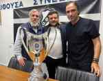 &Nu;ί&kappa;&omicron;&sigmaf; &Tau;&sigma;&alpha;&mu;&pi;&omicron;&upsilon;&rho;ά&kappa;&eta;&sigmaf;: "&Tau;&alpha; &nu;έ&alpha; &pi;&alpha;&iota;&delta;&iota;ά, &tau;&omicron; &mu;&epsilon;&gamma;&alpha;&lambda;ύ&tau;&epsilon;&rho;&omicron; &kappa;έ&rho;&delta;&omicron;&sigmaf; &alpha;&pi;&omicron; &tau;&eta;&nu; &kappa;&alpha;&tau;ά&kappa;&tau;&eta;&sigma;&eta; &tau;&omicron;&upsilon; &Kappa;&upsilon;&pi;έ&lambda;&lambda;&omicron;&upsilon;"