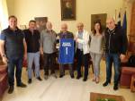 &Mu;&iota;&alpha; &phi;&alpha;&nu;έ&lambda;&alpha; &sigma;&tau;&omicron;&nu; &delta;ή&mu;&alpha;&rho;&chi;&omicron;