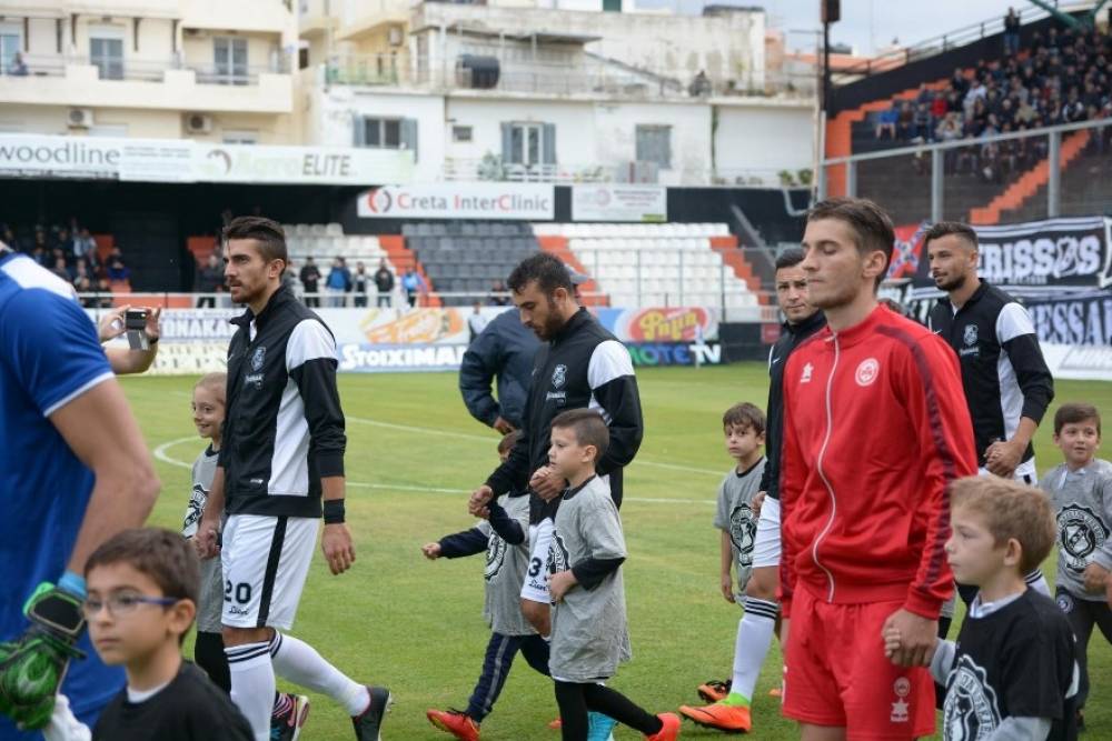 "&Pi;&rho;&omicron;&chi;&omega;&rho;ά&mu;&epsilon;, &tau;&omicron; &pi;&rho;&omega;&tau;ά&theta;&lambda;&eta;&mu;&alpha; έ&chi;&epsilon;&iota; &pi;&omicron;&lambda;ύ &delta;&rho;ό&mu;&omicron;"