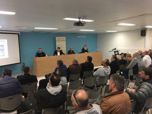 &Iota;&sigma;&tau;&omicron;&rho;&iota;&kappa;ό &xi;&epsilon;&kappa;ί&nu;&eta;&mu;&alpha; &mu;&epsilon; 62 &beta;&epsilon;&tau;&epsilon;&rho;ά&nu;&omicron;&upsilon;&sigmaf;