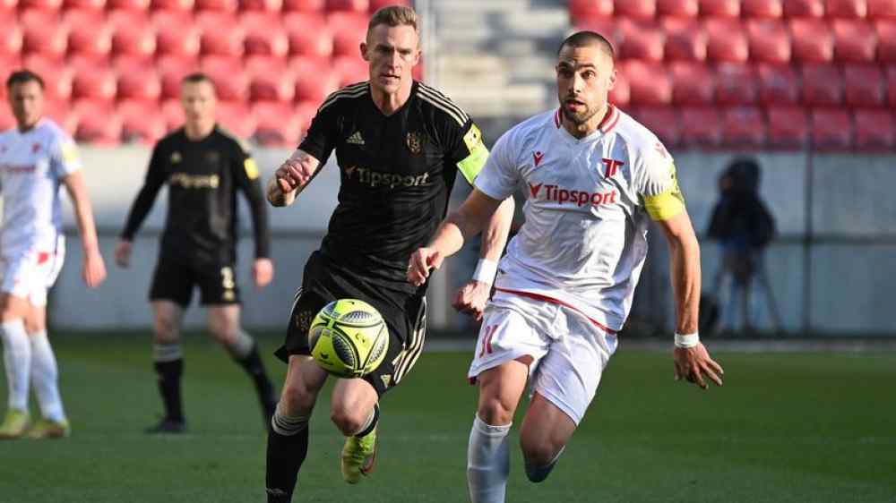 Bainovic, &eta; 8&eta; &mu;&epsilon;&tau;&alpha;&gamma;&rho;&alpha;&phi;ή &tau;&omicron;&upsilon; &Omicron;&Phi;&Eta;