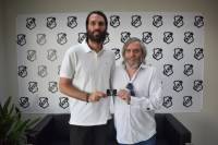 &Mu;&iota;&alpha; &alpha;&delta;&iota;&kappa;ί&alpha; &pi;&omicron;&upsilon; &sigma;&epsilon; έ&nu;&alpha; &beta;&alpha;&theta;&mu;ό, &alpha;&pi;&omicron;&kappa;&alpha;&theta;ί&sigma;&tau;&alpha;&tau;&alpha;&iota;
