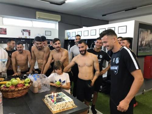 &Epsilon;&sigma;&beta;&eta;&sigma;&epsilon; &tau;&alpha; ...28 &kappa;&epsilon;&rho;ά&kappa;&iota;&alpha; &omicron; &Alpha;&gamma;&gamma;&epsilon;&lambda;&omicron;&sigmaf; &Chi;&alpha;&nu;&tau;ί!