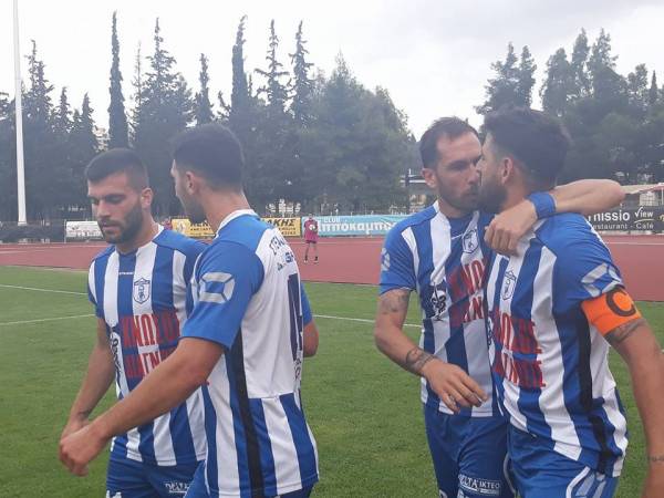 &Tau;&alpha; &phi;&iota;&lambda;&iota;&kappa;ά &tau;&omicron;&upsilon; &Eta;&rho;&omicron;&delta;ό&tau;&omicron;&upsilon;