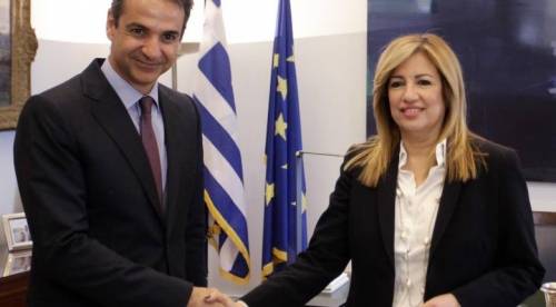 &Omicron; &Kappa;&upsilon;&rho;&iota;ά&kappa;&omicron;&sigmaf;, &eta; &Phi;ώ&phi;&eta; &kappa;&alpha;&iota; &sigma;&tau;&eta;...&mu;έ&sigma;&eta; &omicron; &Omicron;&Phi;&Eta;!