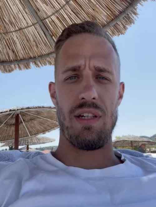 &Mu;&iota;&chi;ά&iota;&lambda;&omicron; &Mu;ί&tau;&iota;&tau;&sigmaf;: "&Pi;&iota;&sigma;&tau;&epsilon;ύ&omega; &theta;&alpha; &kappa;ά&nu;&omicron;&upsilon;&mu;&epsilon; ό&mu;&omicron;&rho;&phi;&alpha; &pi;&rho;ά&gamma;&mu;&alpha;&tau;&alpha; &mu;&epsilon; &tau;&omicron;&nu; &Omicron;&Phi;&Eta;" (VIDEO)