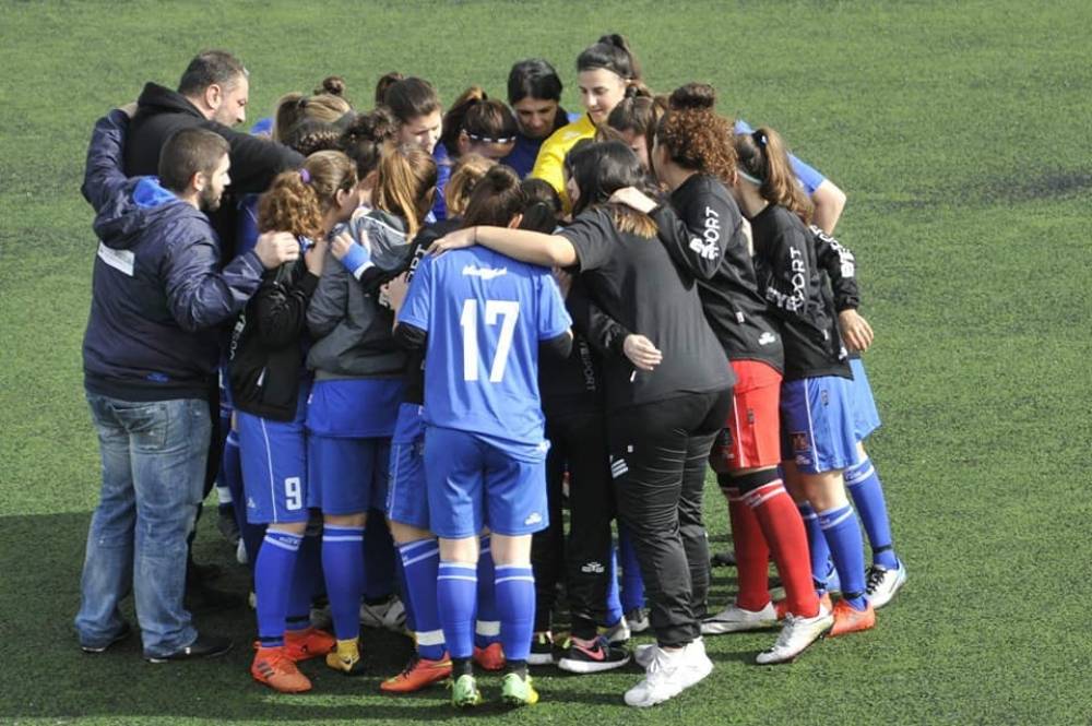 &Delta;&epsilon;&nu;...&mu;&alpha;&sigma;ά&nu;&epsilon; &omicron;&iota; &kappa;&omicron;&rho;&iota;&tau;&sigma;ά&rho;&epsilon;&sigmaf; &tau;&omicron;&upsilon; &Omicron;&Phi;&Eta;!