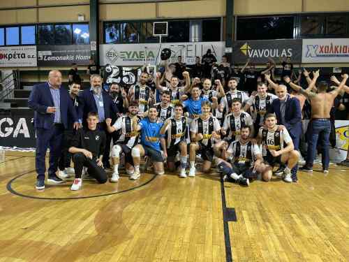 &Tau;&omicron; &gamma;&lambda;έ&nu;&tau;&eta;&sigma;&epsilon; &mu;&epsilon; &tau;&omicron;&upsilon;&sigmaf; &phi;&iota;&lambda;ά&theta;&lambda;&omicron;&upsilon;&sigmaf; &tau;&omicron;&upsilon; &omicron; &Omicron;&Phi;&Eta;-&Tau;&rho;&omicron;&mu;&epsilon;&rho;ή &alpha;&tau;&mu;ό&sigma;&phi;&alpha;&iota;&rho;&alpha; &kappa;&alpha;&iota; &pi;&rho;ώ&tau;&eta; &nu;ί&kappa;&eta; &tau;&eta;&sigmaf; &sigma;&epsilon;&zeta;ό&nu; (VIDEOS)