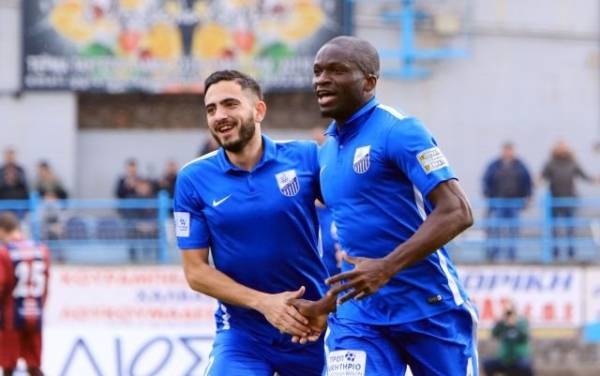 &Gamma;&kappa;ά&phi;&alpha; ή ό&chi;&iota;: &Epsilon;&pi;&alpha;&iota;&xi;&epsilon; &mu;&epsilon; 6 &xi;έ&nu;&omicron;&upsilon;&sigmaf; &eta; &Lambda;&alpha;&mu;ί&alpha;;