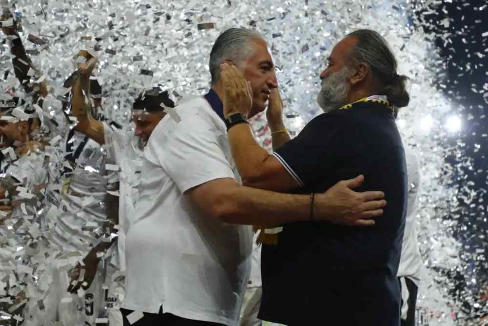 To fair play &tau;&omicron;&upsilon; &Eta;&lambda;&iota;ό&pi;&omicron;&upsilon;&lambda;&omicron;&upsilon; &kappa;&alpha;&iota; &kappa;ά&tau;&iota; &alpha;&pi;&omicron; &tau;&alpha; &pi;&alpha;&lambda;&iota;ά...