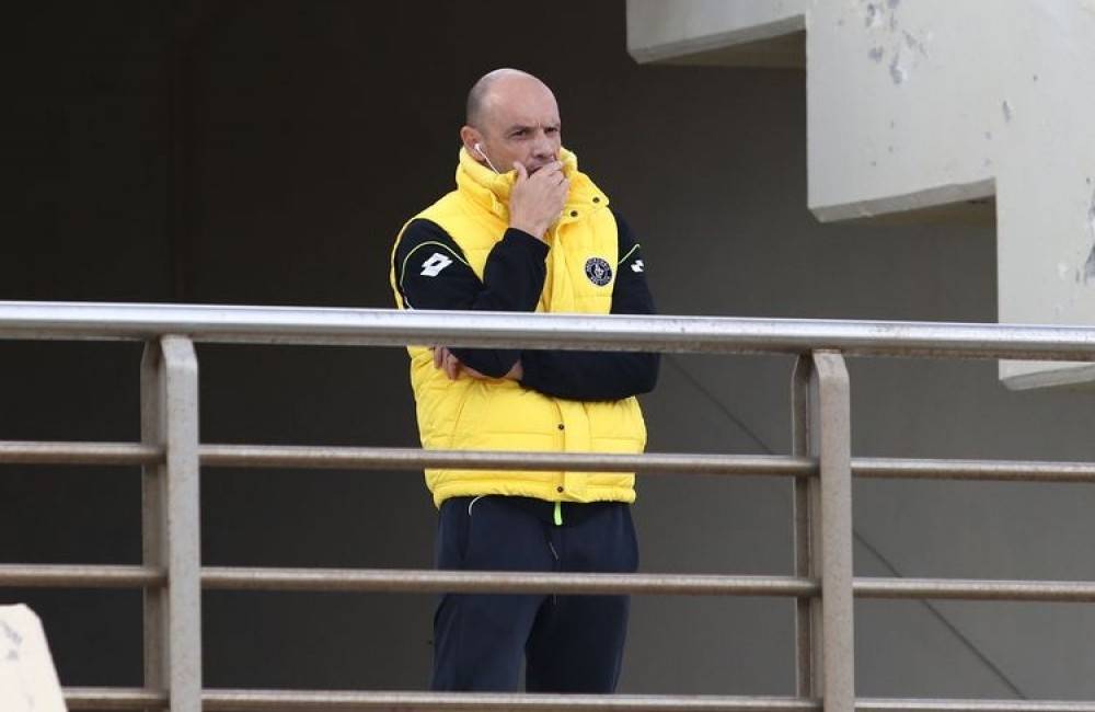 O &Gamma;&kappa;ώ&nu;&iota;&alpha;&sigmaf; &epsilon;&pi;&iota;&sigma;&tau;&rho;έ&phi;&epsilon;&iota; &sigma;&tau;&omicron;&nu;...&pi;ά&gamma;&kappa;&omicron;!