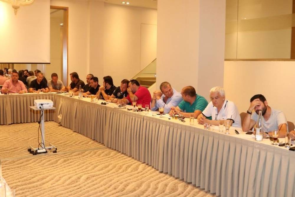 &Mu;έ&rho;&epsilon;&sigmaf; &alpha;&gamma;&omega;&nu;ί&alpha;&sigmaf;