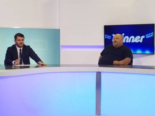 &Sigma;&upsilon;&gamma;&kappa;&lambda;ό&nu;&iota;&sigma;&epsilon; &sigma;&tau;&omicron; WINNER &omicron; &Gamma;&iota;ά&nu;&nu;&eta;&sigmaf; &Alpha;&sigma;&sigma;&alpha;&rho;&gamma;&iota;&omega;&tau;ά&kappa;&eta;&sigmaf;: &Omicron; &alpha;&theta;&lambda;&eta;&tau;&iota;&kappa;ό&sigmaf; &pi;&alpha;&rho;ά&gamma;&omicron;&nu;&tau;&alpha;&sigmaf; &pi;&omicron;&upsilon; &nu;ί&kappa;&eta;&sigma;&epsilon; &tau;&omicron;&nu; &kappa;&omicron;&rho;&omega;&nu;&omicron;ϊ&omicron; (VIDEO)
