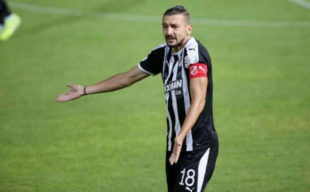 "&Pi;&omicron;&nu;&omicron;&kappa;έ&phi;&alpha;&lambda;&omicron;&sigmaf;" &mu;&epsilon; &Gamma;&iota;&alpha;&nu;&nu;&omicron;ύ&lambda;&eta;
