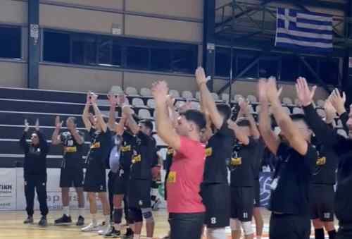 &Pi;ά&rho;&tau;&iota; &pi;&alpha;&iota;&kappa;&tau;ώ&nu; &kappa;&alpha;&iota; &phi;&iota;&lambda;ά&theta;&lambda;&omega;&nu; &sigma;&tau;&omicron; &Beta;&Alpha;&Kappa;  (VIDEO)
