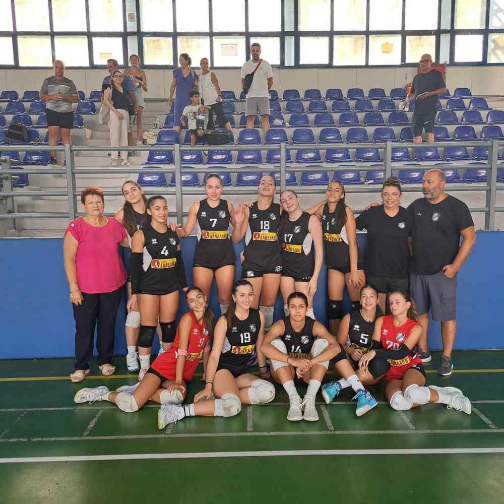 &Mu;&epsilon; &mu;&iota;&alpha; &nu;ί&kappa;&eta; &kappa;&alpha;&iota; &delta;&upsilon;&omicron; ή&tau;&tau;&epsilon;&sigmaf; &omicron;&lambda;&omicron;&kappa;&lambda;&eta;&rho;ώ&theta;&eta;&kappa;&epsilon; &tau;&omicron; &tau;&alpha;&xi;ί&delta;&iota; &tau;&omega;&nu; &kappa;&omicron;&rho;&alpha;&sigma;ί&delta;&omega;&nu; &tau;&omicron;&upsilon; &Omicron;&Phi;&Eta; &sigma;&tau;&omicron; &Pi;&alpha;&nu;&epsilon;&lambda;&lambda;ή&nu;&iota;&omicron; &pi;&rho;&omega;&tau;ά&theta;&lambda;&eta;&mu;&alpha; U18