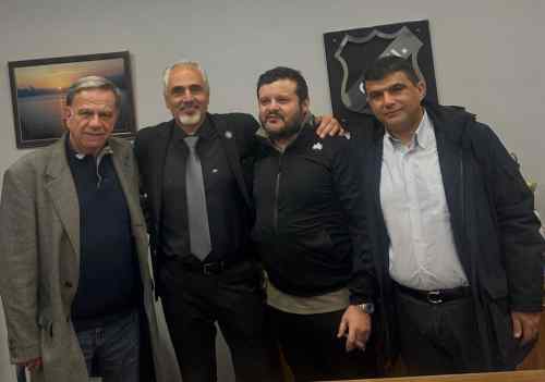 "E&chi;&epsilon;&iota; &alpha;&lambda;&lambda;ά&xi;&epsilon;&iota; &epsilon;&pi;ί&pi;&epsilon;&delta;&omicron; &tau;&omicron;&nu; &Omicron;&Phi;&Eta;, &omicron; &Gamma;&iota;ά&nu;&nu;&eta;&sigmaf; &Kappa;&alpha;&lambda;&mu;&alpha;&zeta;ί&delta;&eta;&sigmaf;"