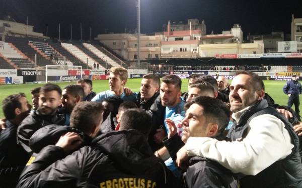 &Omicron; &Epsilon;&rho;&gamma;&omicron;&tau;έ&lambda;&eta;&sigmaf; &zeta;&epsilon;ί &tau;&omicron; ό&nu;&epsilon;&iota;&rho;&omicron; &tau;&omicron;&upsilon;